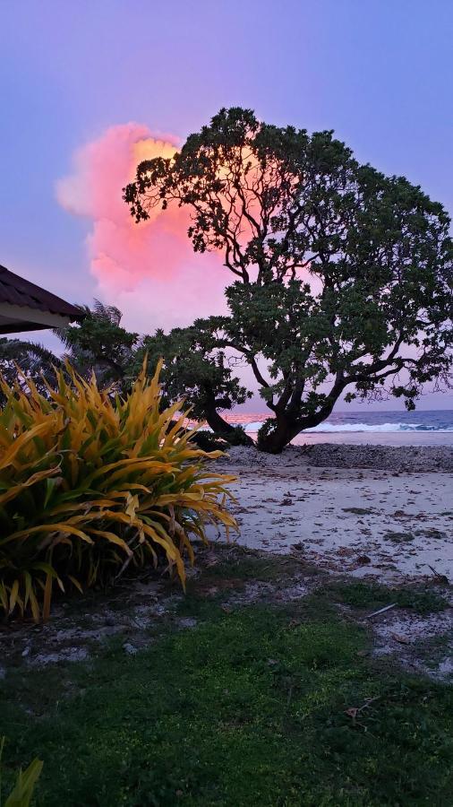 Bed and Breakfast Tifaifai Et Café Huahine Fare Esterno foto